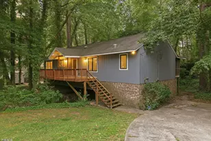 805 Currituck Dr, Raleigh, NC 27609 - Photo 17