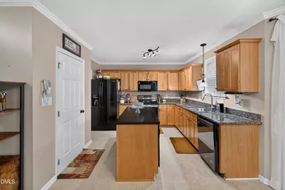 108 Bennett Place, Clayton, NC 27527 - Photo 19