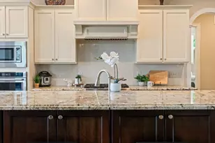 113 Hardy Oaks Way, Holly Springs, NC 27540 - Photo 19