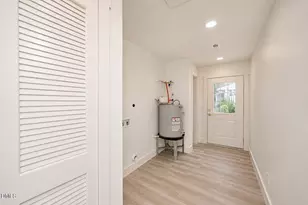 606 E Bay St, Dunn, NC 28334 - Photo 13