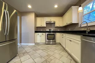 200 Glen Bonnie Ln, Cary, NC 27511 - Photo 15