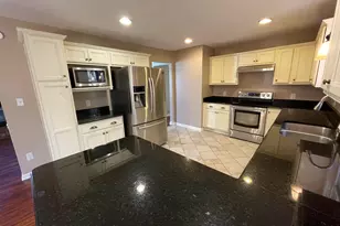 200 Glen Bonnie Ln, Cary, NC 27511 - Photo 13