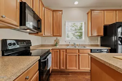 336 Kinellan Lane, Cary, NC 27519 - Photo 9