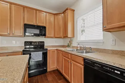 336 Kinellan Lane, Cary, NC 27519 - Photo 11