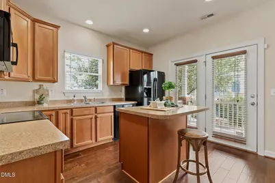 336 Kinellan Lane, Cary, NC 27519 - Photo 7