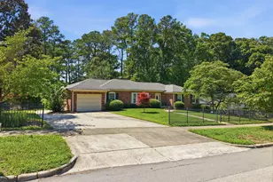 5001 Quail Hollow Dr, Raleigh, NC 27609 - Photo 3