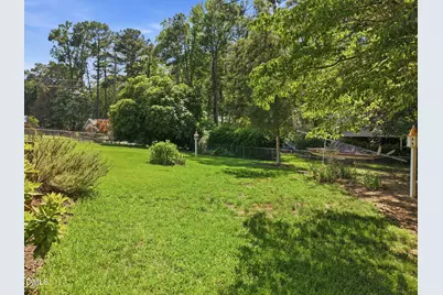 5001 Quail Hollow Drive, Raleigh, NC 27609 - Photo 11