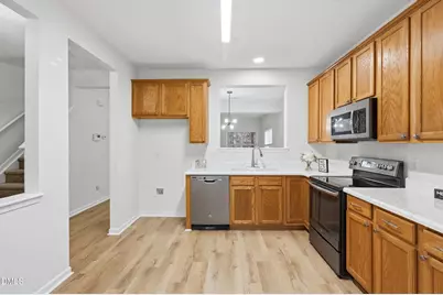 31 Edgebrook Circle, Durham, NC 27703 - Photo 5