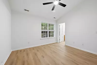 31 Edgebrook Circle, Durham, NC 27703 - Photo 13
