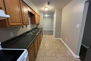 1022 Sandlin Pl, Raleigh, NC 27606 - Photo 7