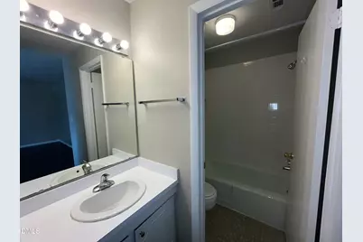 1022 Sandlin Place #Apt J, Raleigh, NC 27606 - Photo 15