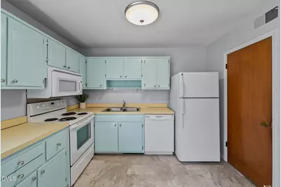 1002 Willow Drive #Apt 6, Chapel Hill, NC 27514 - Photo 13