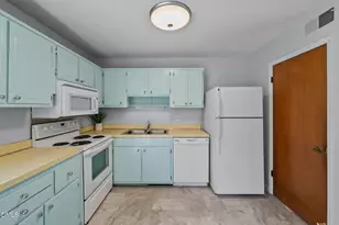 1002 Willow Dr, Chapel Hill, NC 27514 - Photo 13