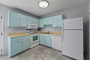 1002 Willow Dr, Chapel Hill, NC 27514 - Photo 11