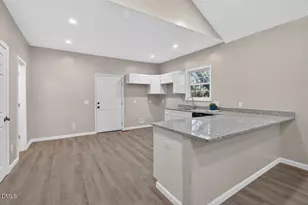 1107 Franklin St, Durham, NC 27701 - Photo 7