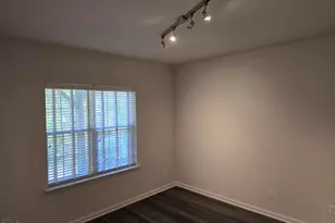 802 Sutter Gate Ln, Morrisville, NC 27560 - Photo 5