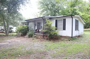 106 Knot Cir, Sanford, NC 27332 - Photo 3