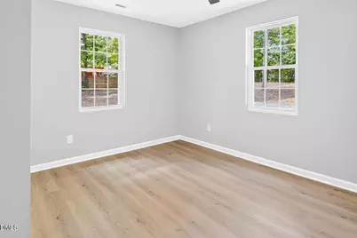421 E Webb Street, Mebane, NC 27302 - Photo 23