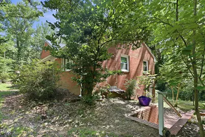 540 W Chisholm Street, Sanford, NC 27330 - Photo 5