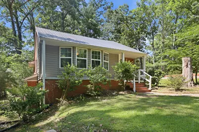540 W Chisholm Street, Sanford, NC 27330 - Photo 1