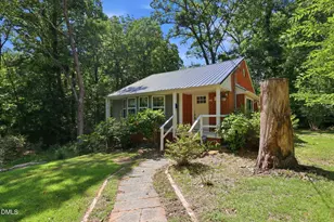 540 W Chisholm St, Sanford, NC 27330 - Photo 3