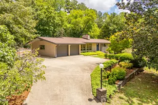 604 Caswell Rd, Chapel Hill, NC 27514 - Photo 1