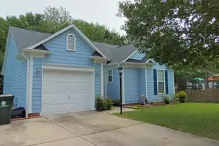 1004 Starkland Way, Holly Springs, NC 27540 - Photo 1