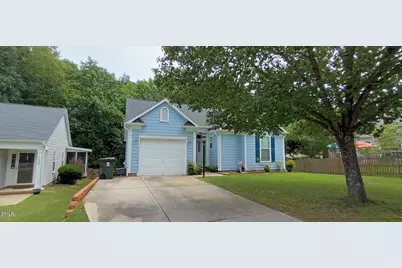 1004 Starkland Way, Holly Springs, NC 27540 - Photo 3