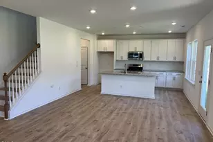 534 Claftin St, Sanford, NC 27330 - Photo 3
