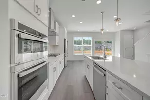 10031 Secluded Gdn Dr, Apex, NC 27523 - Photo 5