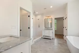 1200 Roosevelt Dr, Chapel Hill, NC 27514 - Photo 29