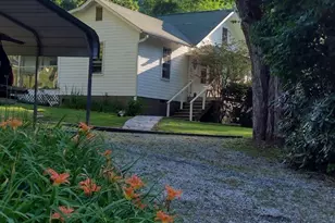 659 Chestnut Grove Rd, Spruce Pine, NC 28777 - Photo 3