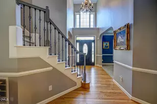 2721 Stratford Hall Dr, Raleigh, NC 27614 - Photo 5