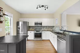 5500 Jeanette Marie Ln, Raleigh, NC 27613 - Photo 3