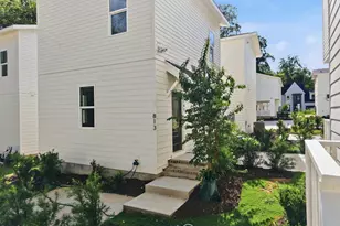 2819 Wilcox Pl, Raleigh, NC 27607 - Photo 13
