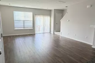 1021 Commack Dr, Durham, NC 27703 - Photo 5
