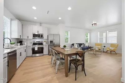 2815 Wilcox Place, Raleigh, NC 27607 - Photo 3