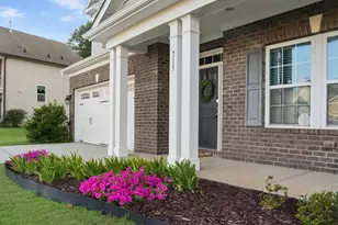 713 Harvest Point Dr, Fuquay-Varina, NC 27526 - Photo 3