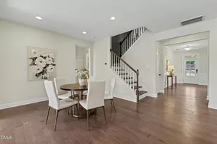 105 Demond Cir, Cary, NC 27513 - Photo 9