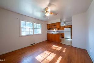 3832 Hermine St, Durham, NC 27705 - Photo 9