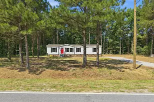1434 Polly Island Rd, Autryville, NC 28318 - Photo 5