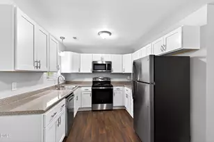128 Rainbow Ct, Cary, NC 27511 - Photo 21