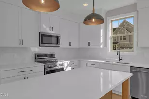 717 Mirkwood Ave, Apex, NC 27523 - Photo 5