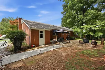 305 Meadowbrook Drive, Burlington, NC 27215 - Photo 27