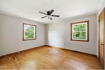 305 Meadowbrook Drive, Burlington, NC 27215 - Photo 17