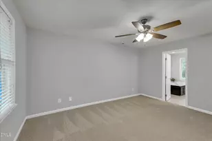 912 Stable Ridge Dr, Holly Springs, NC 27540 - Photo 15