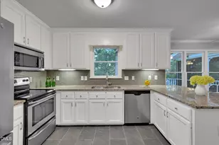 912 Stable Ridge Dr, Holly Springs, NC 27540 - Photo 7