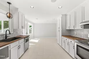 10605 Gardenia Ct, Raleigh, NC 27603 - Photo 19