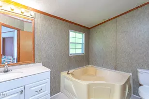 12621 Eagle Ridge Dr, Zebulon, NC 27597 - Photo 11