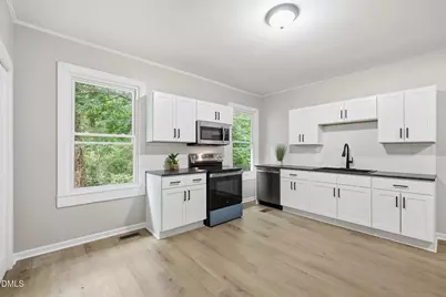 200 N 17th Street, Erwin, NC 28339 - Photo 9